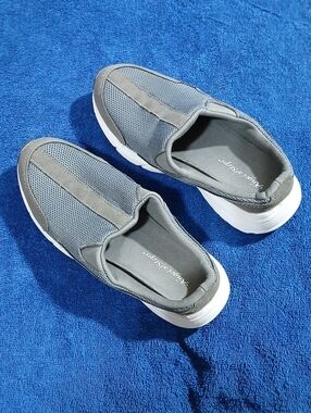 Grey Slip-On Athletic Sneakers Size 6M